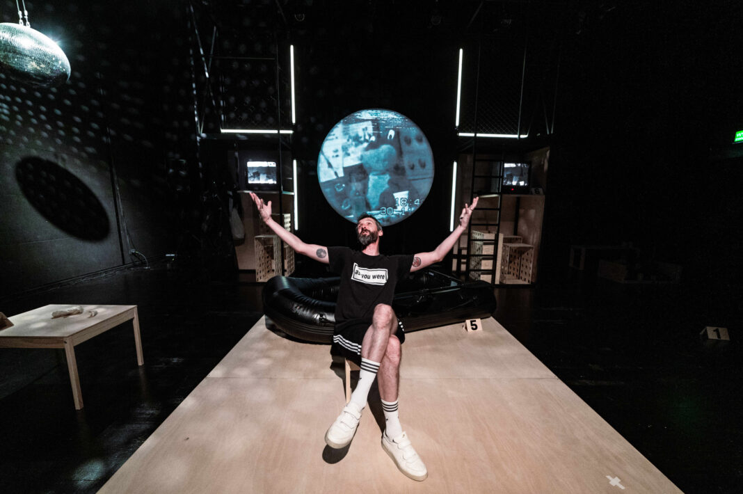 szn2020098artr1